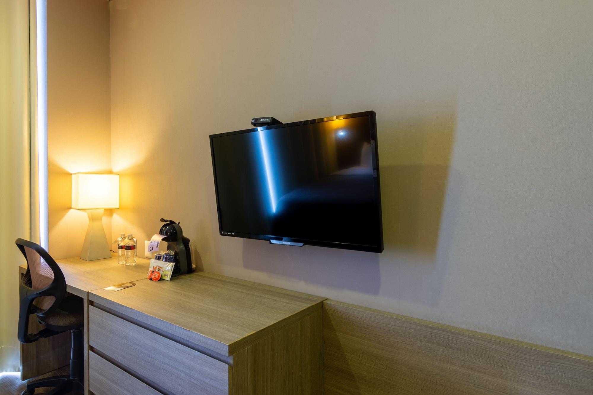 לאון Hotel Glow Point - Mulza מראה חיצוני תמונה